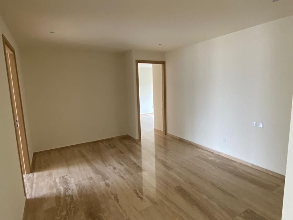 36, Avenida Jesús del Monte, 021, Jesus del Monte, 52764 con 3 Baños, 3 Recámaras, 180 Metros Cuadrados y 2 Puestos de Estacionamiento