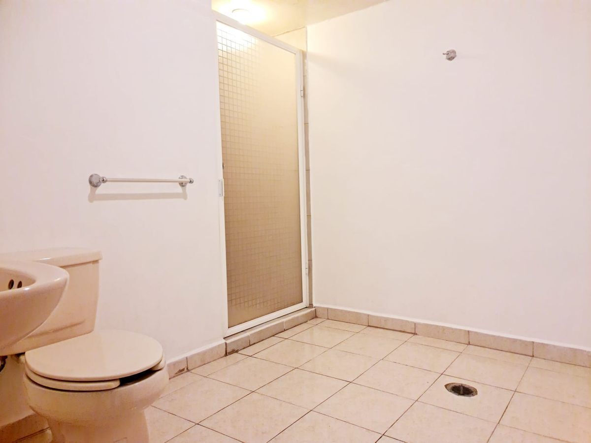 12 de 13: Baño Rec 2