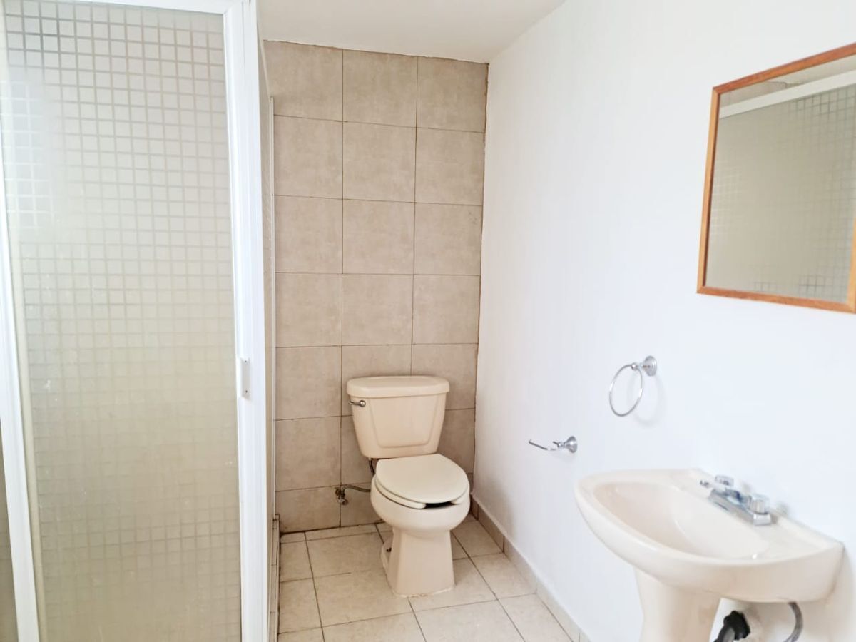 10 de 13: Baño Rec 1