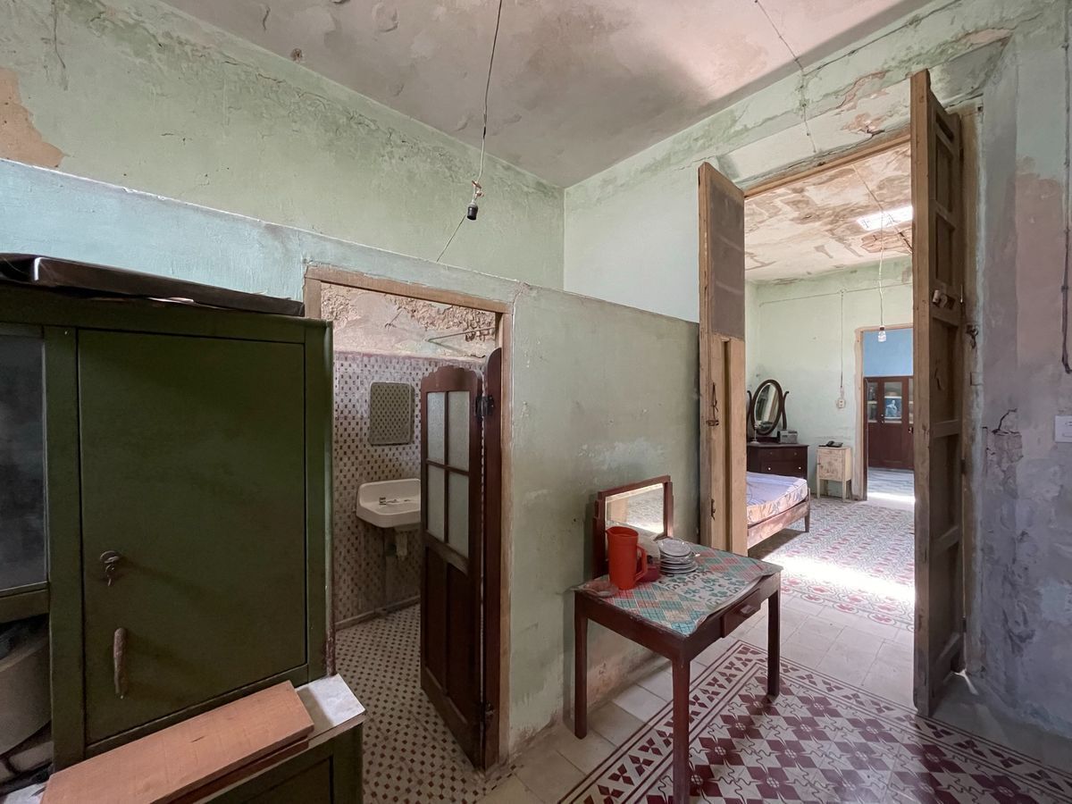 7 de 18: Baño y área de cocina. Sección 5