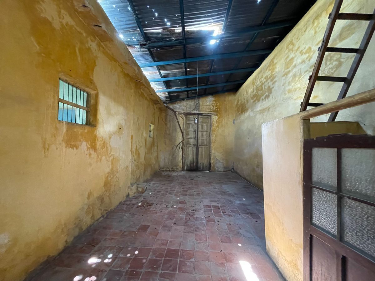 10 de 18: Sección 9. Techo de lamina.