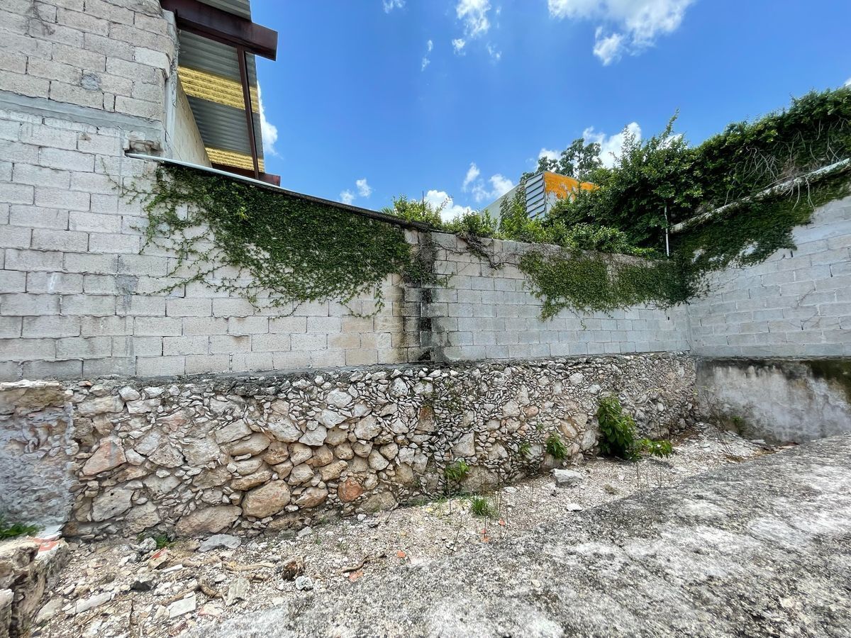 14 de 18: Patio lado B