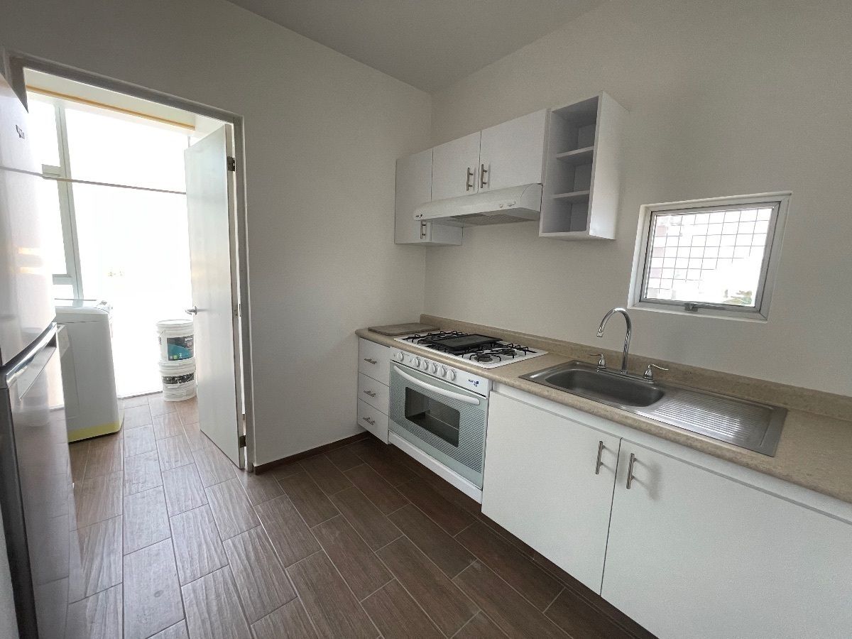 Apartment in Bosque Esmeralda, Atizapán de Zaragoza, photo 6 of 31