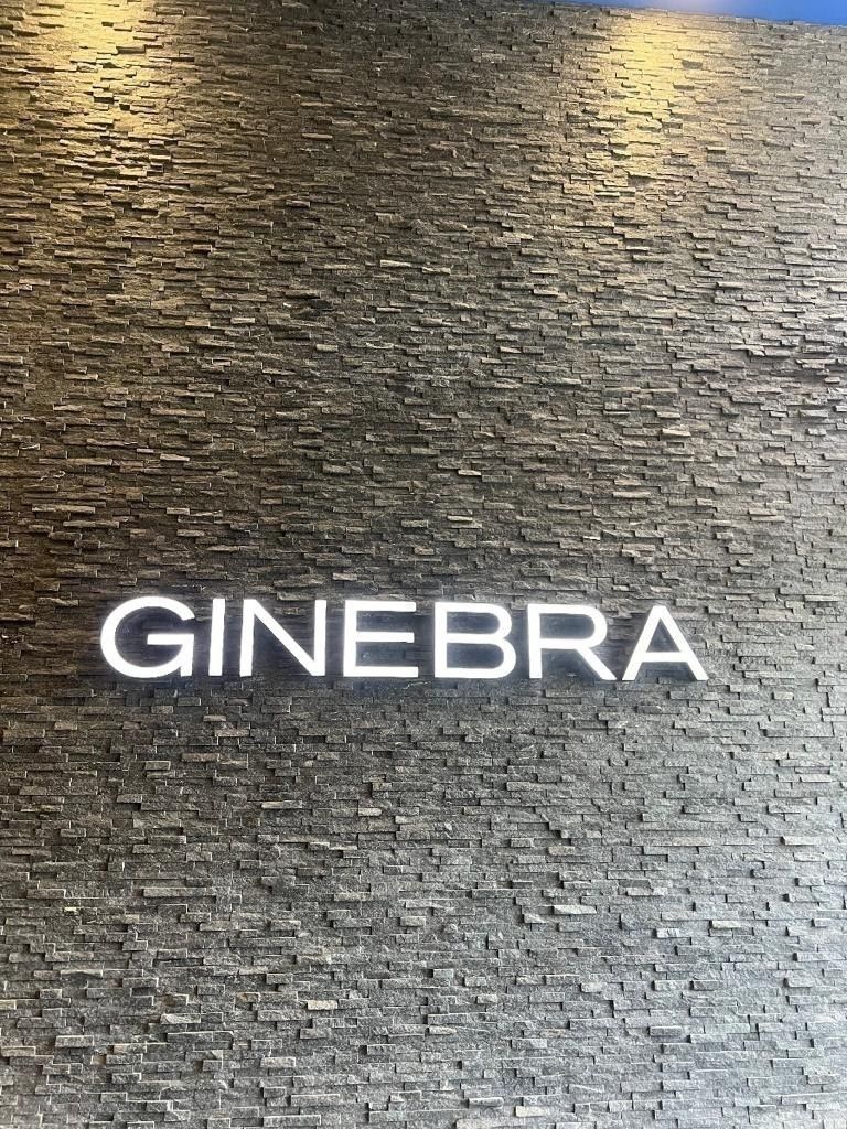 12 of 14: Torre Ginebra