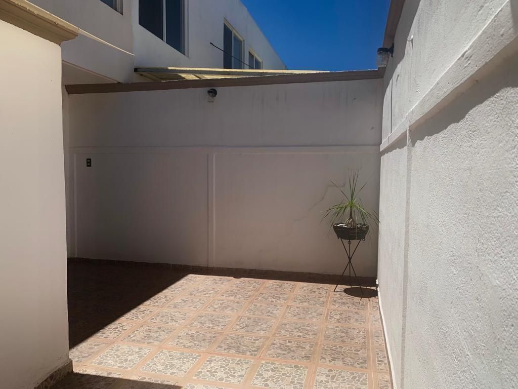 9 de 9: Casa Renta Paseos del Bosque

Patio trasero