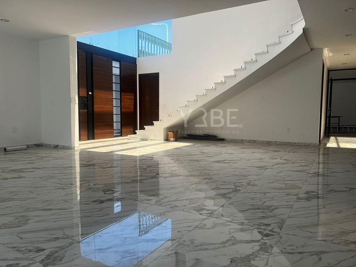 Casa en Ciudad Bugambilia, Zapopan, foto 2 de 9