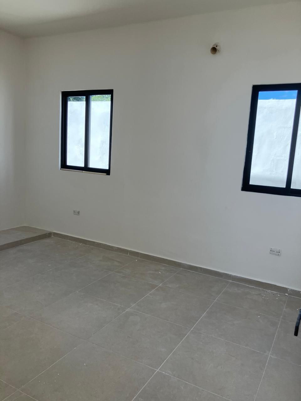 VENTA DE CASA CHOLUL PRIVADA. ENTREGA INMEDIATA