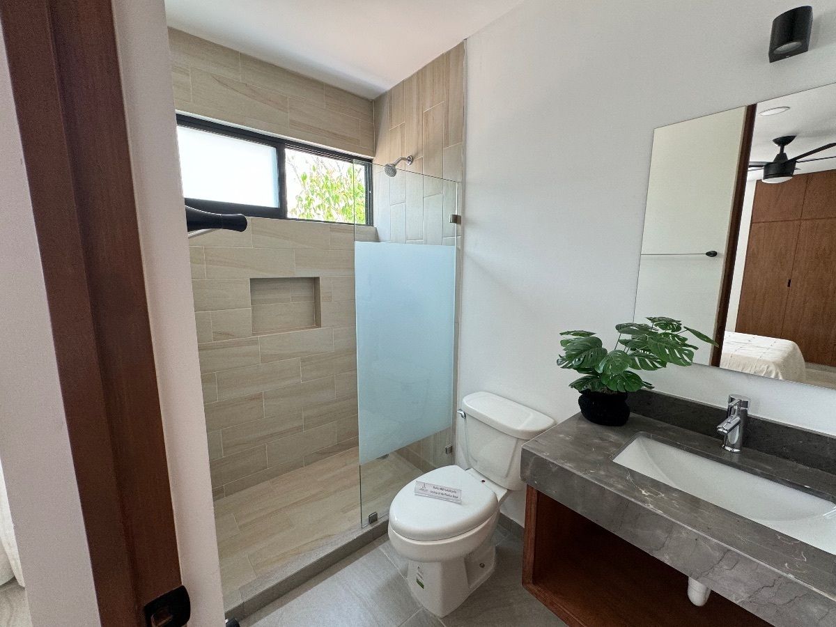 Bella casa en venta en Privada Conkal