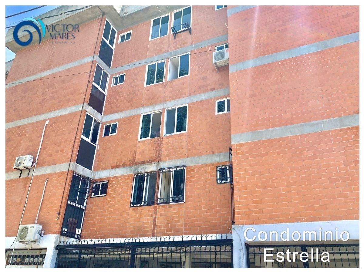 2 de 15: Condominio Estrella