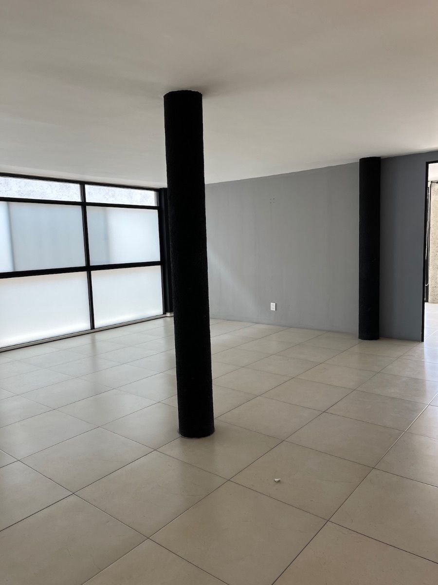 4 of 20: Estancia (Comedor)