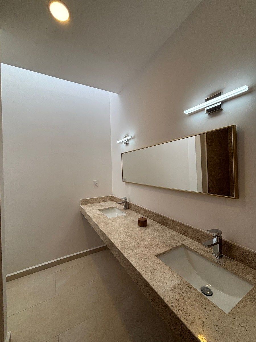 10 de 28: Baño, Recámara Principal