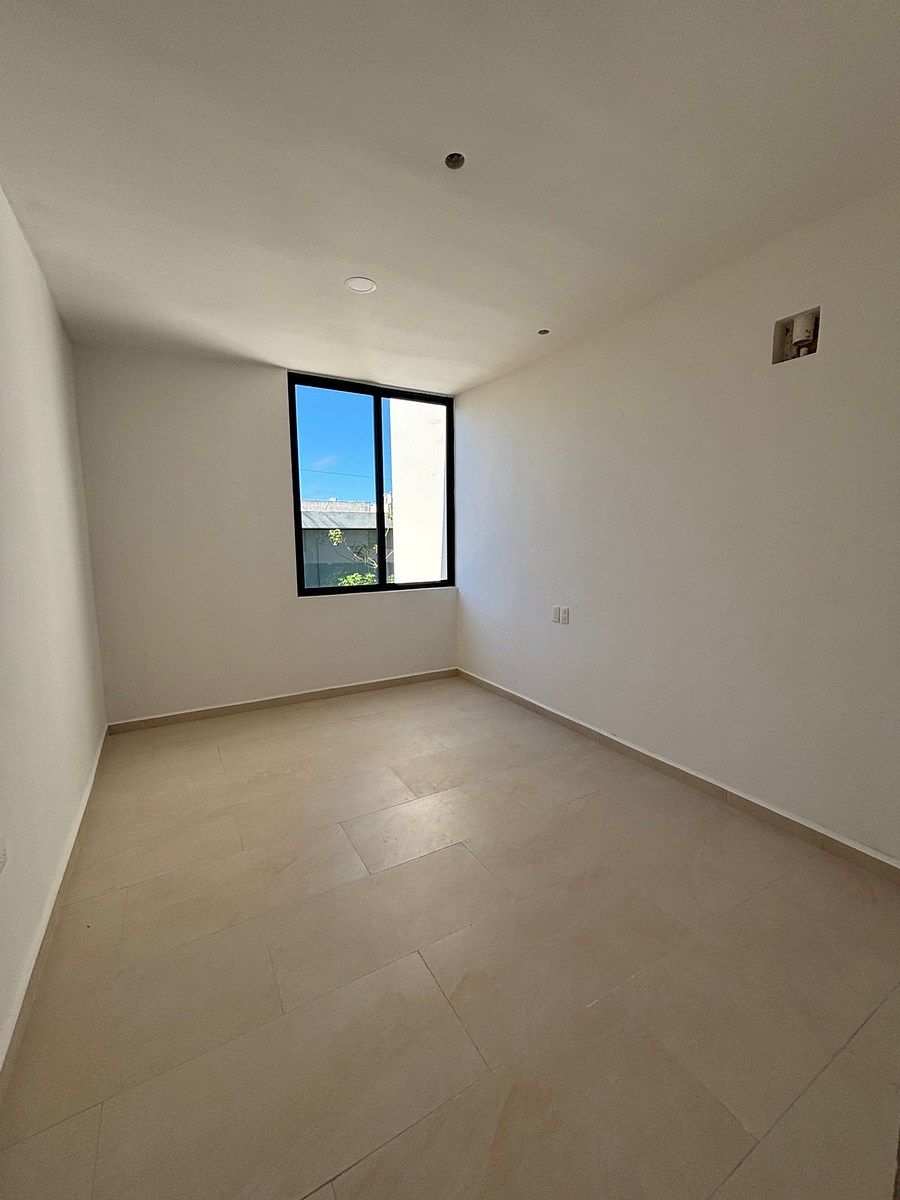 17 de 28: Tercera Recámara