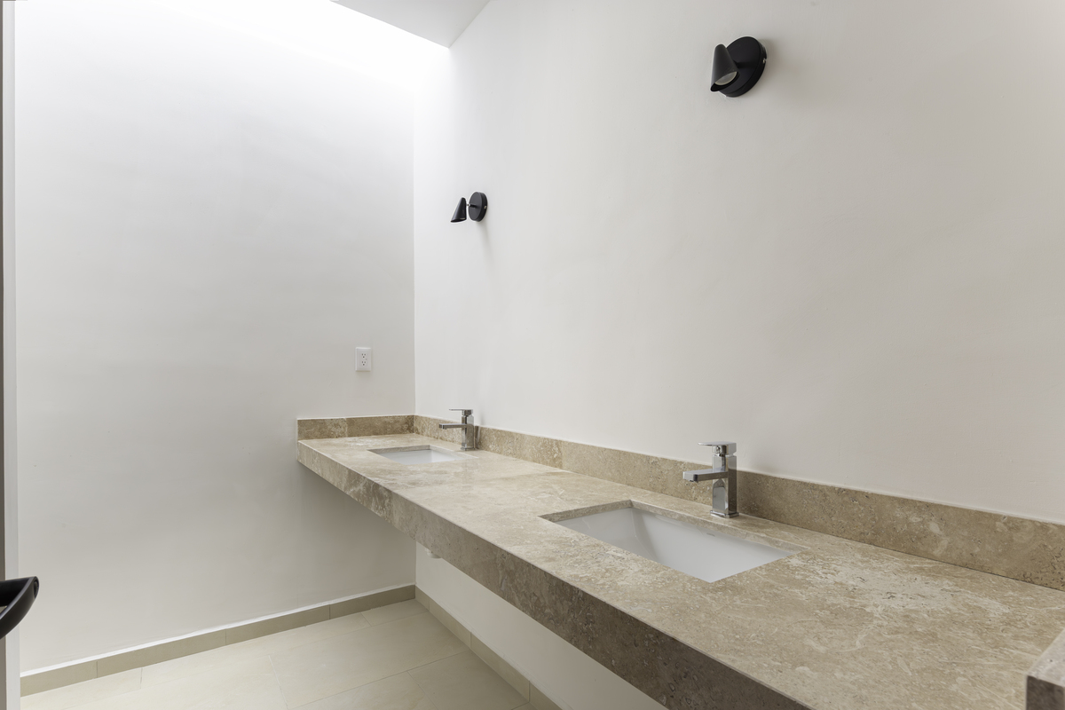 8 de 14: Baño Habitación Principal