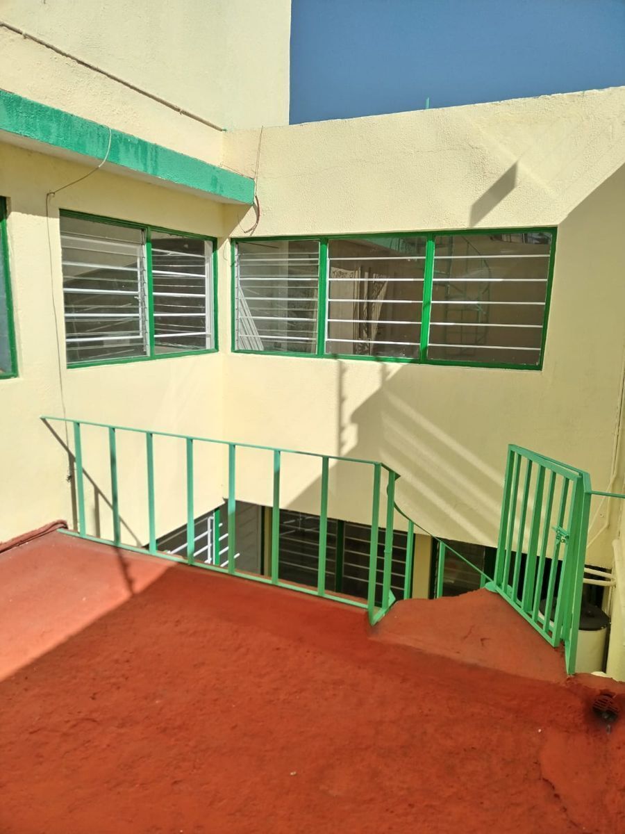 14 de 17: cuarto de servicio