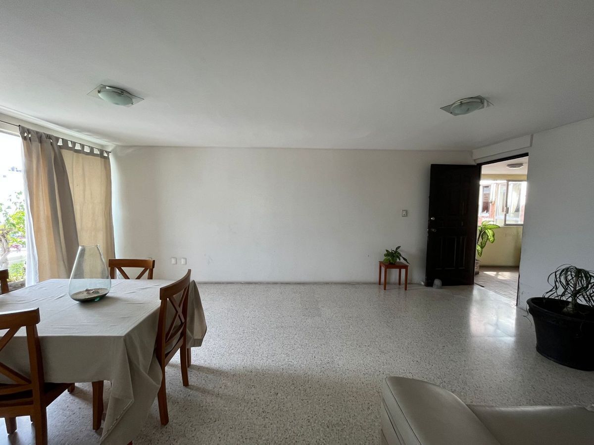 3 de 12: sala comedor