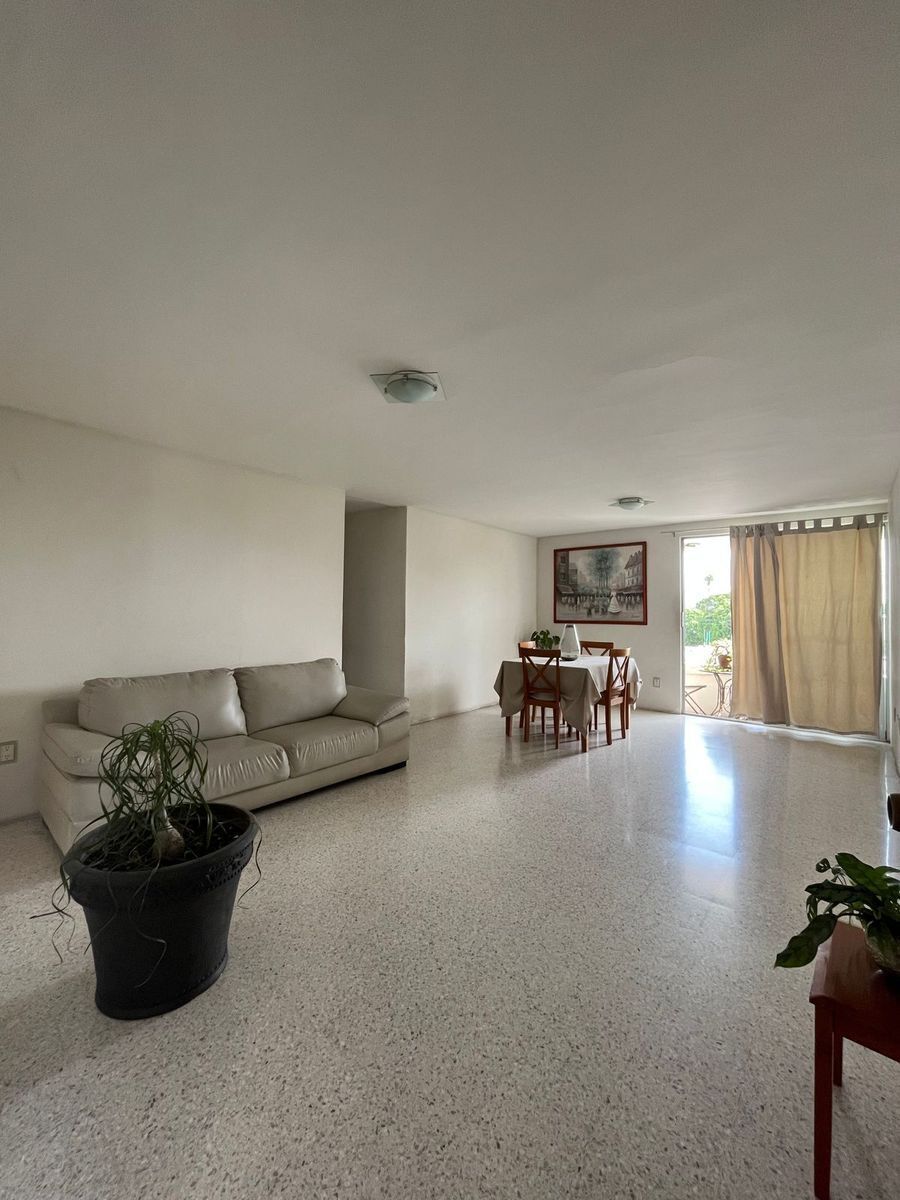 5 de 12: sala comedor