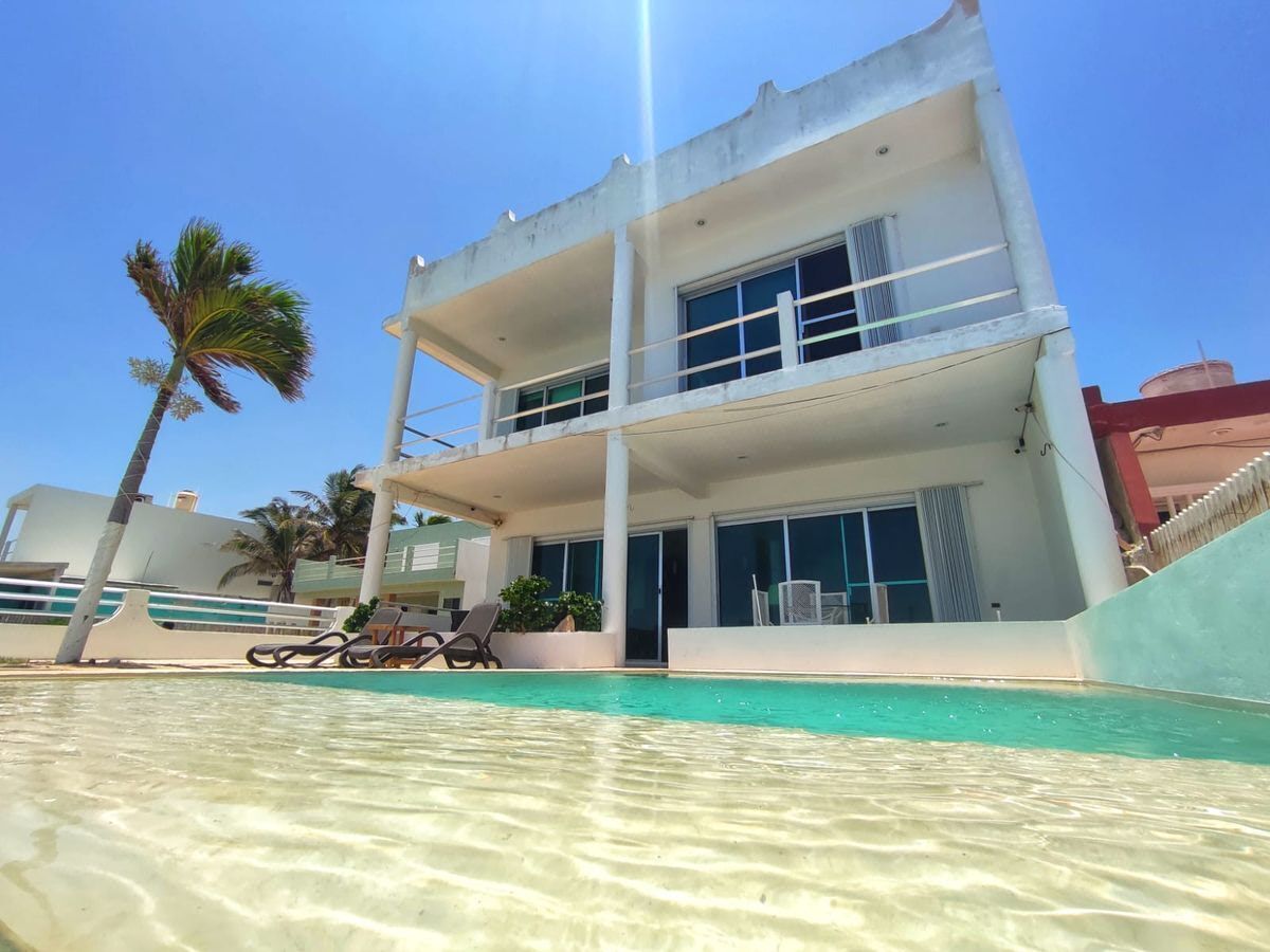 Casa en Chelem con Departamentos AMUEBLADA y PANELES SOLARES - foto 1