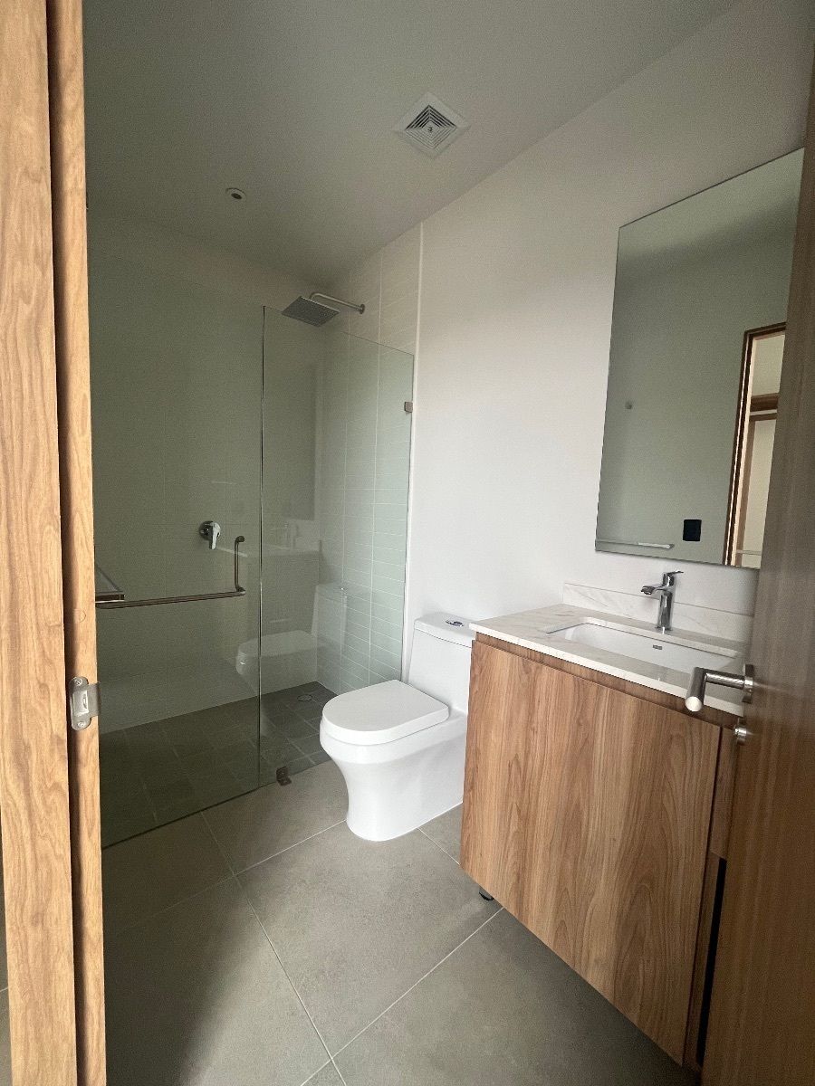 14 of 20: baño recamara principal