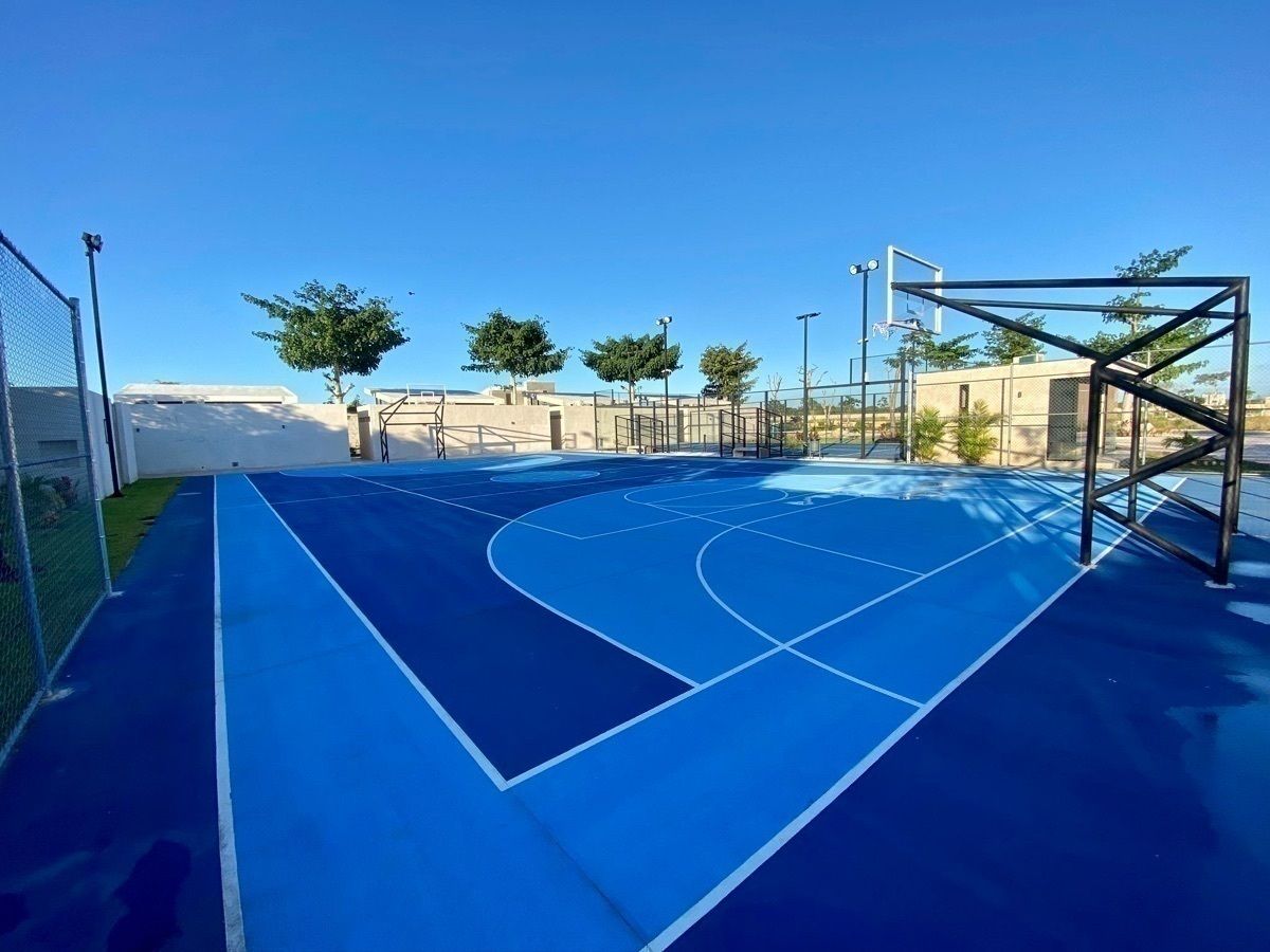 31 of 38: Cancha de Usos Múltiples