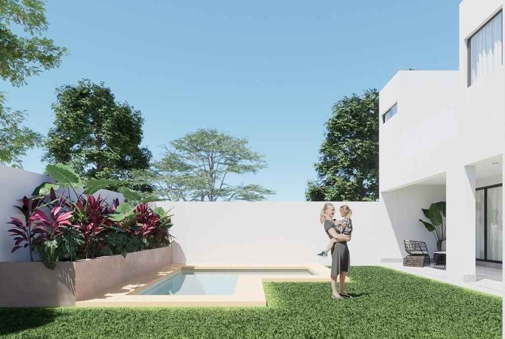 9 of 38: Piscina y Jardín Trasero