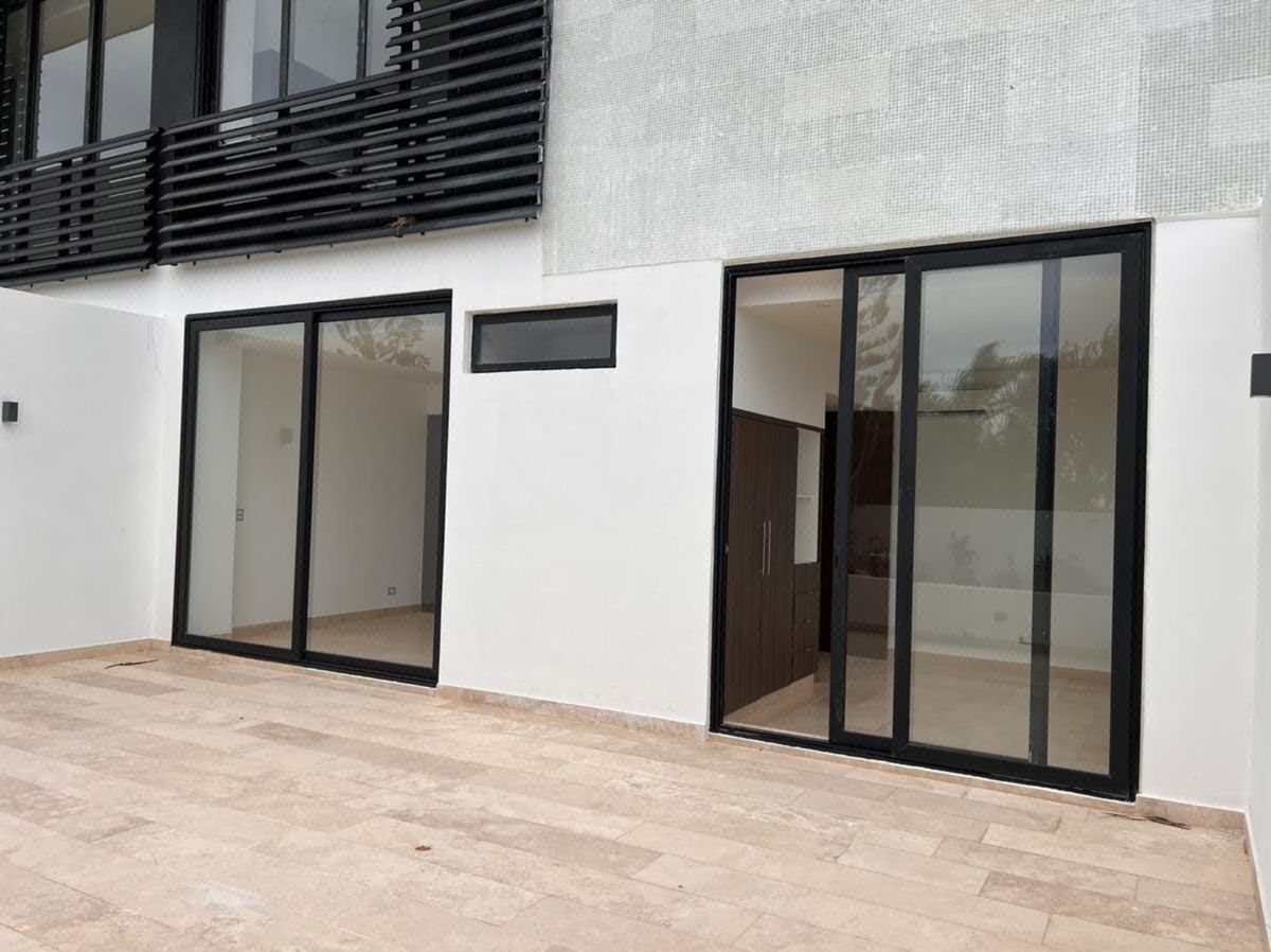 Departamento en Venta de 2 Recámaras en San Ramón Norte Entrega Inmediata