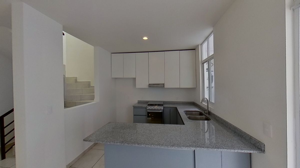 6 de 22: Casa en venta Fracc Luna Bosque Residencial Zapopan