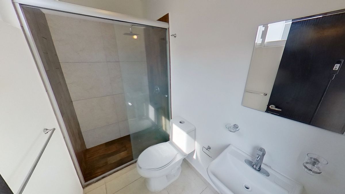 16 de 22: Casa en venta Fracc Luna Bosque Residencial Zapopan