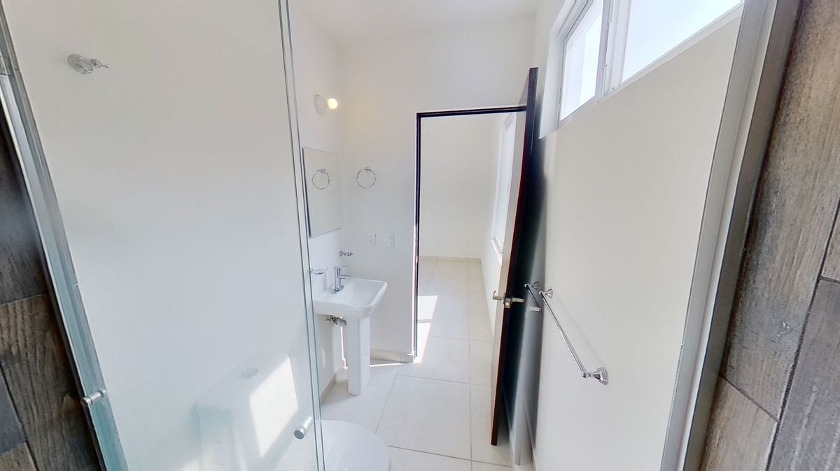 17 de 22: Casa en venta Fracc Luna Bosque Residencial Zapopan