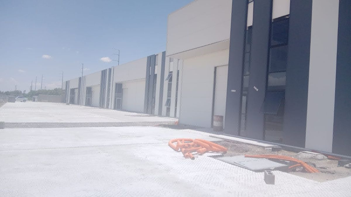 Nave Industrial dentro de Parque con Seguridad muy cerca a Toyota