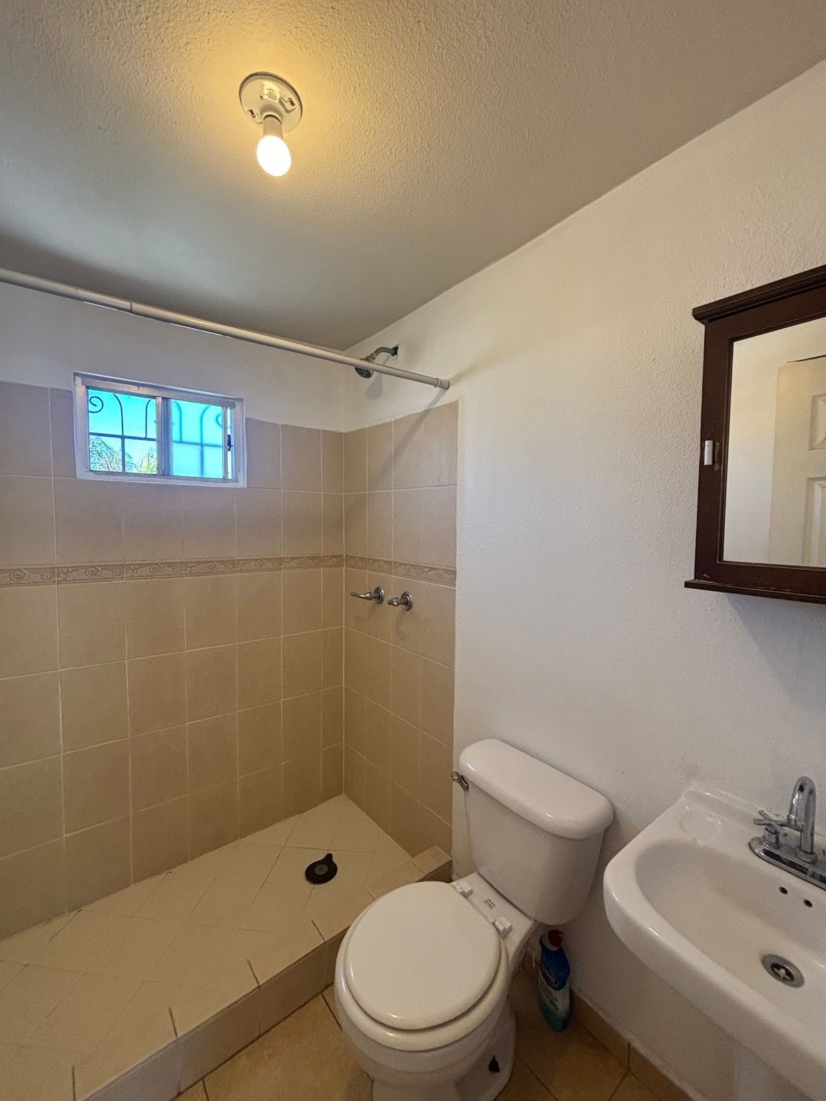 Casa en Colinas del Rey, Tijuana, foto 12 de 16