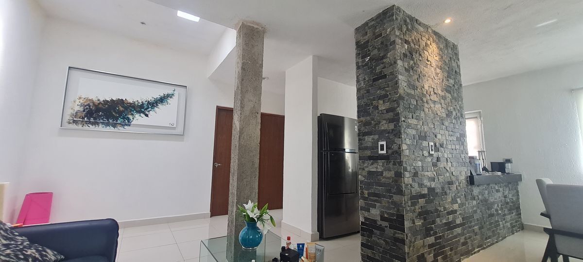 5 de 14: AREA SALA