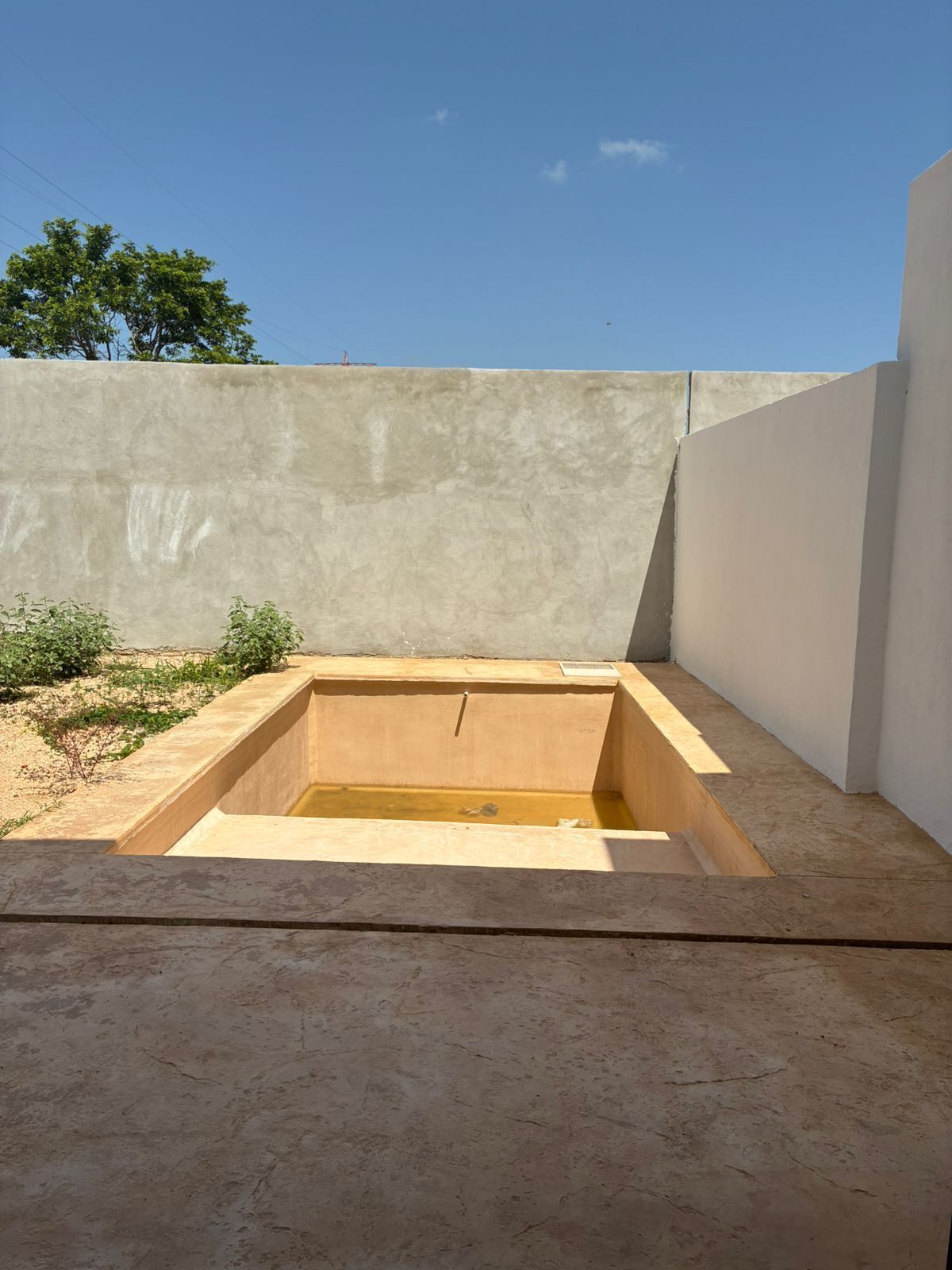 5 of 21: CASA MUESTRA