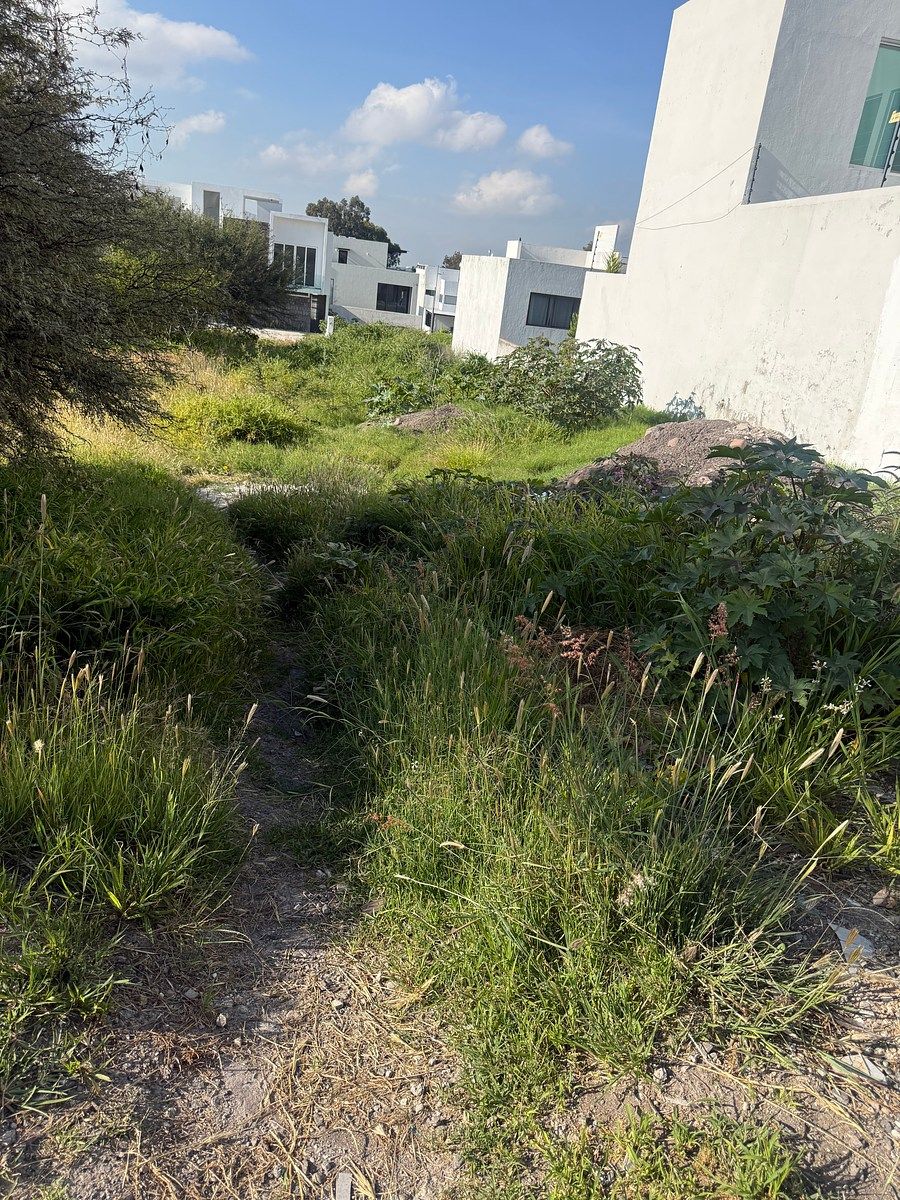 Terreno en venta en lomas de juriquilla sinai, foto 1 de 17