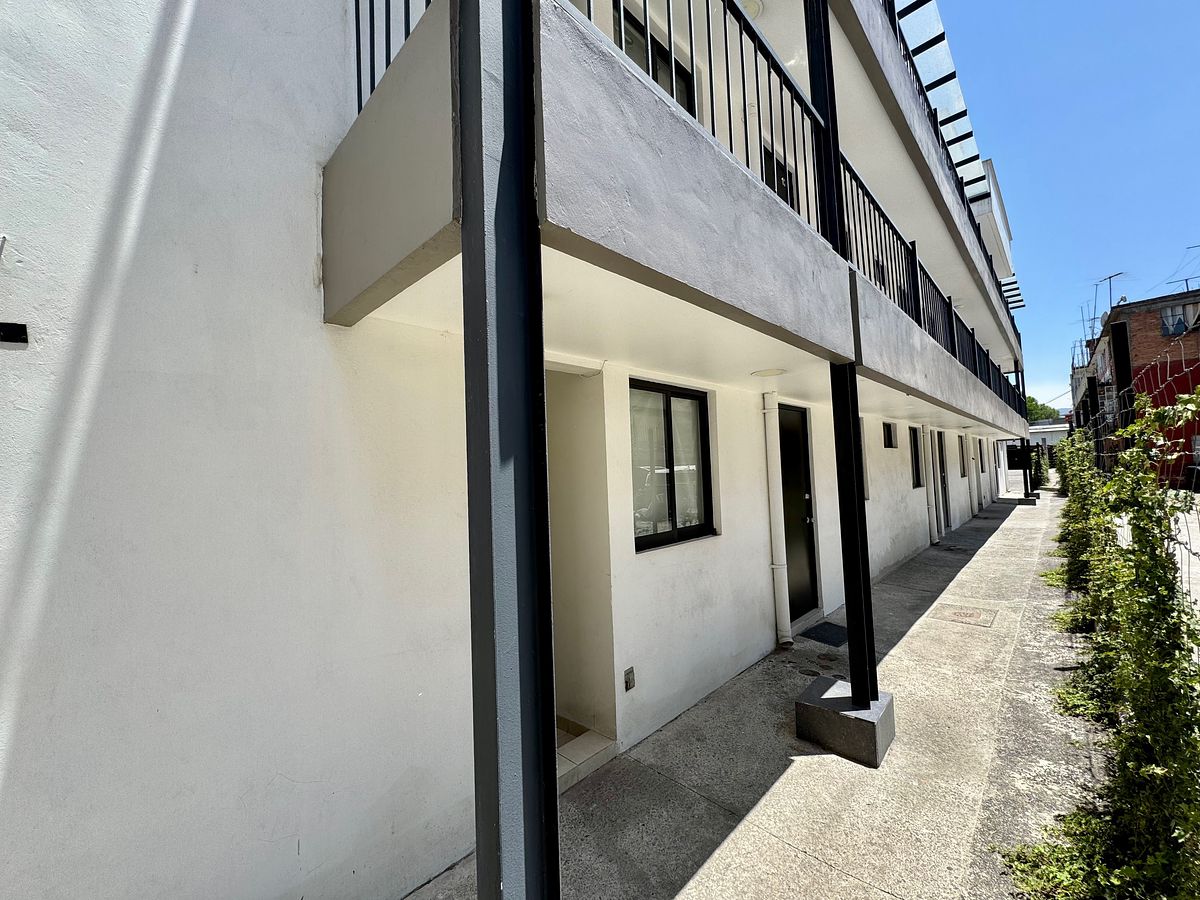 17 de 17: Acceso Suites