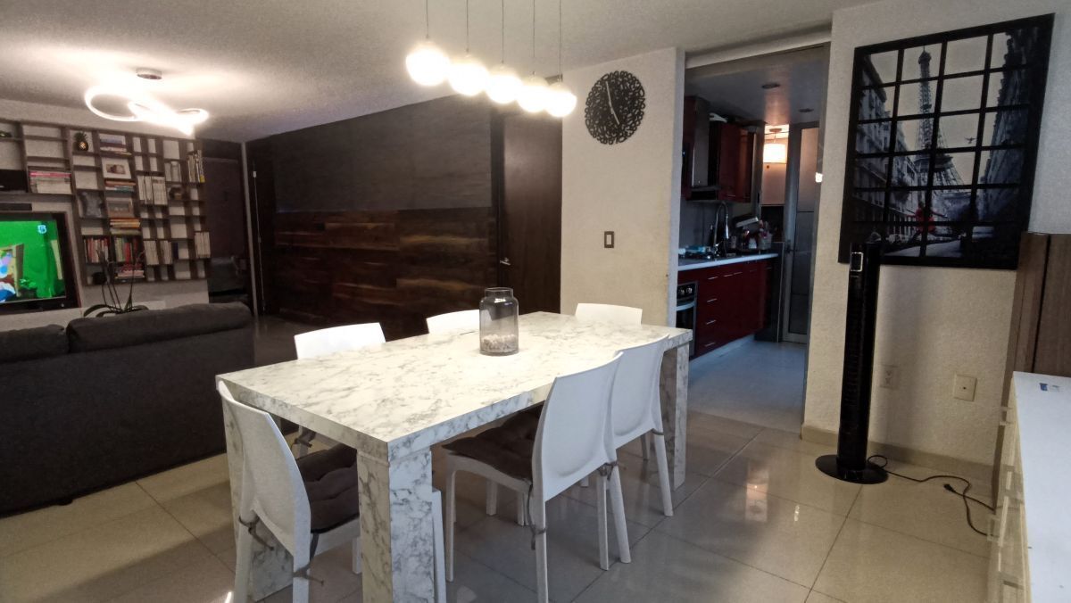 3 de 23: Comedor
Acceso a Cocina