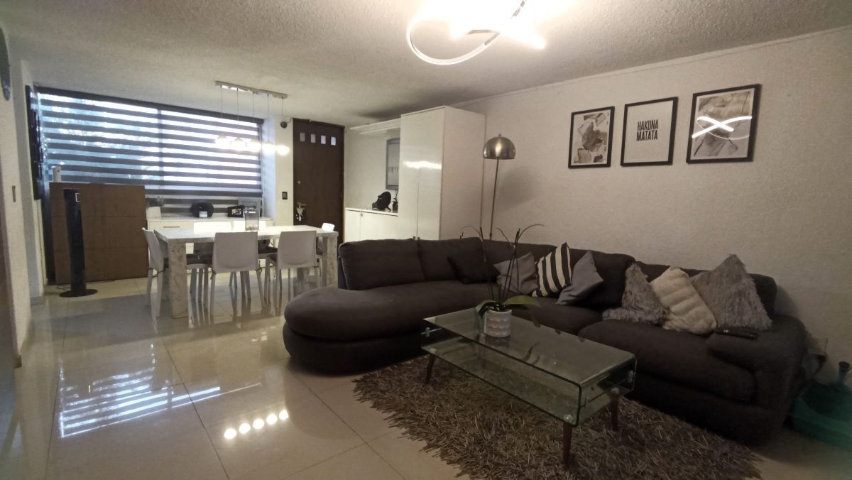 1 de 23: Estancia
Sala Comedor