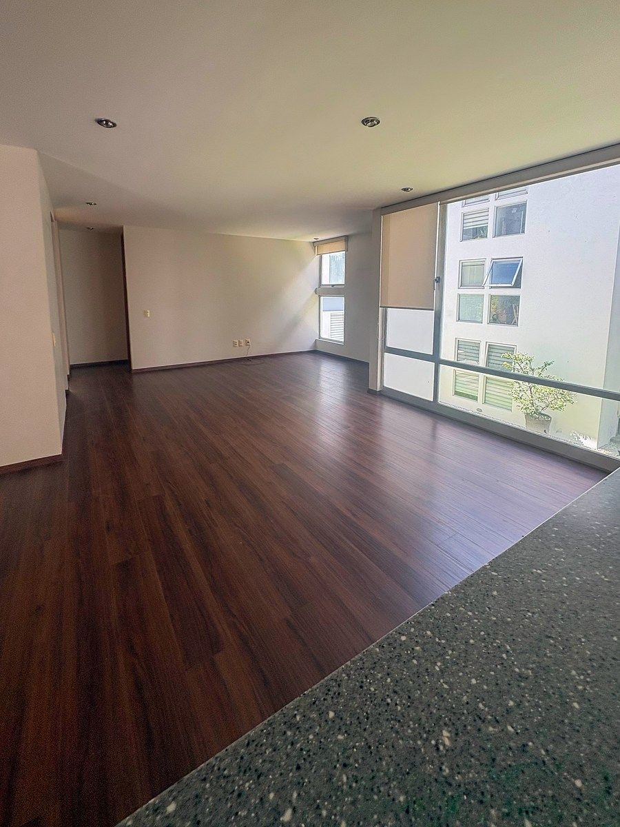 Apartment for Sale in Del Valle-Moras – Exclusivity, Light, and Connectivity - foto 5