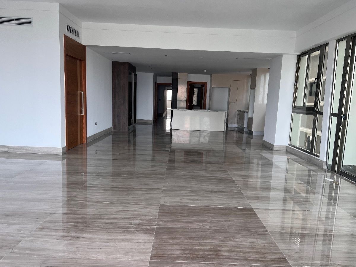 3 de 17: Sala - Comedor