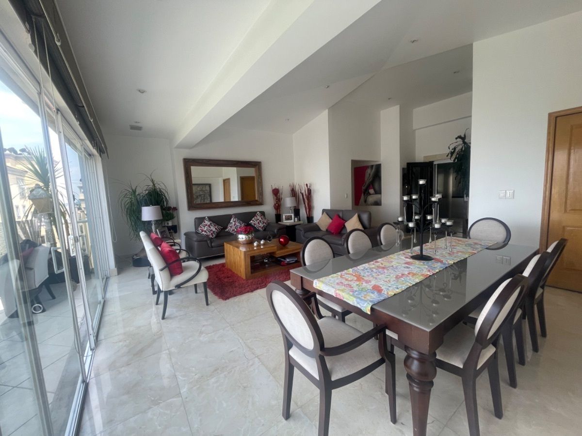 Rento departamento en Palmetto, foto 1 de 20