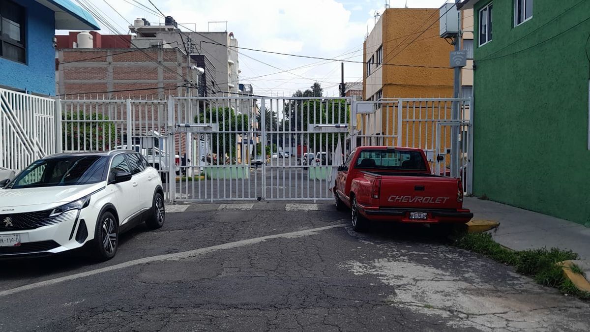 3 de 18
