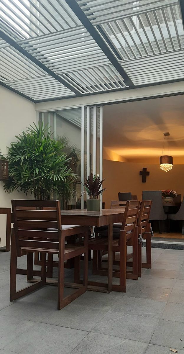 5 de 33: Terraza con vista al comedor