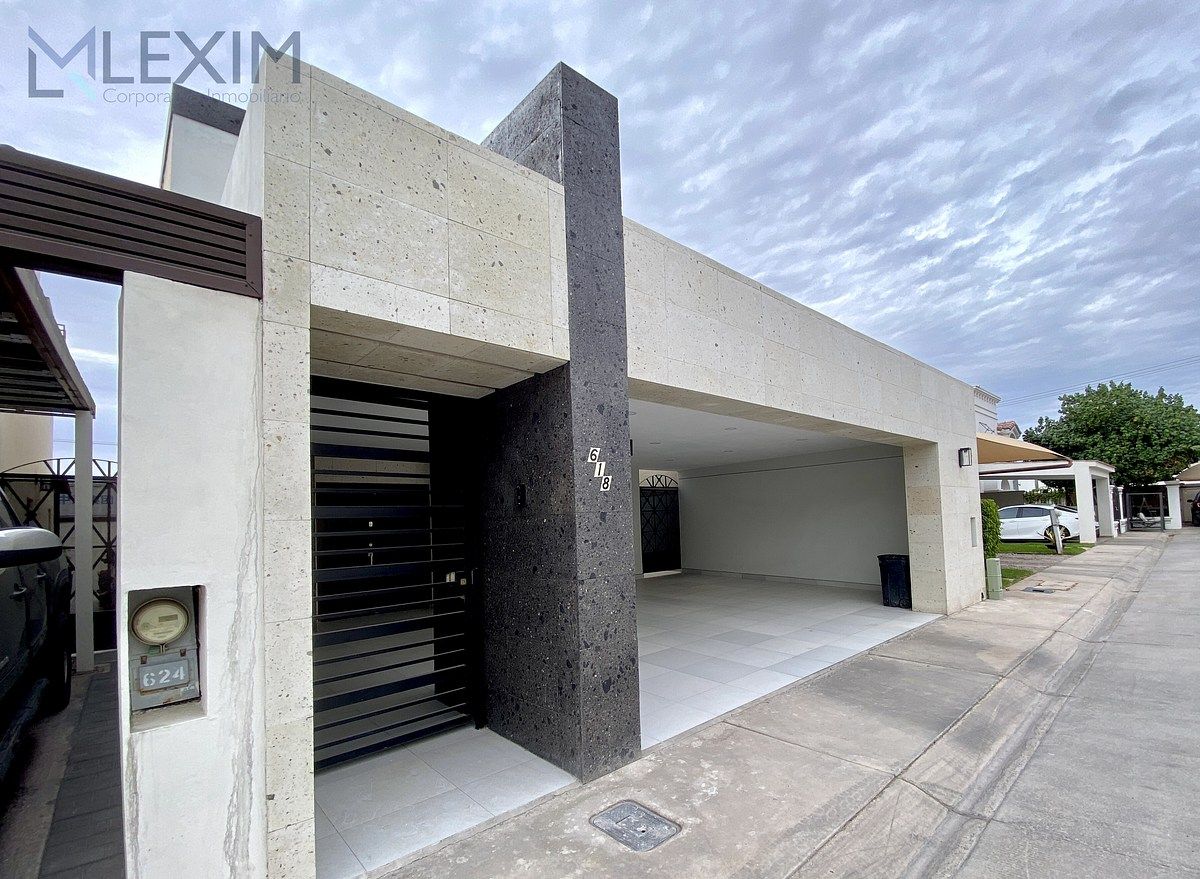 3 de 28: Entrada peatonal