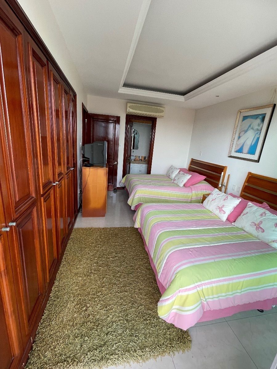 11 de 18: Recamaras súper amplias !