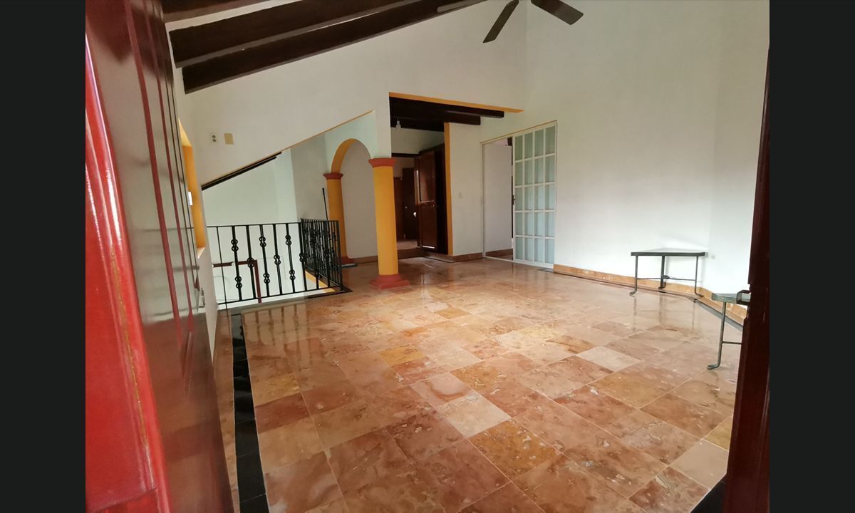 13 of 22: Recamara 1