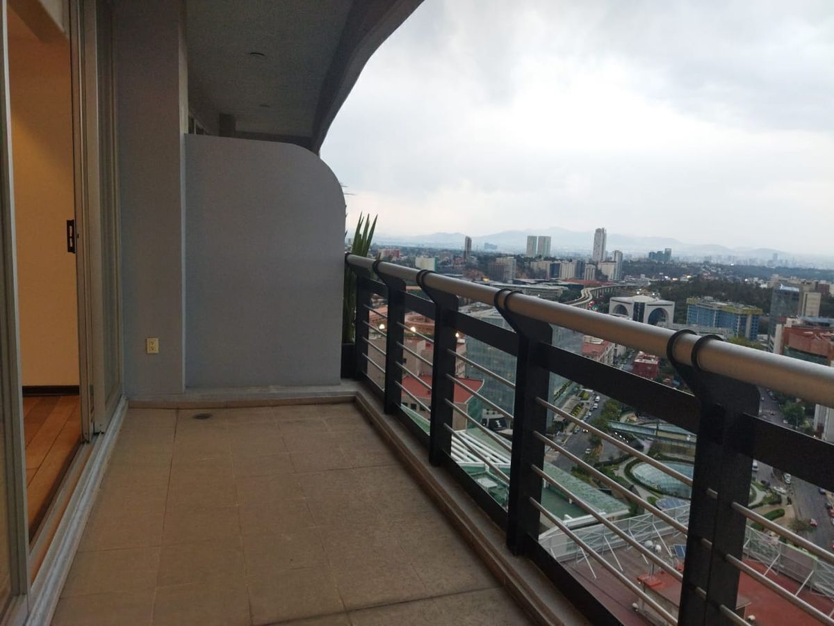 Departamento com Excelente Vista Metropolitana, foto 1 de 8