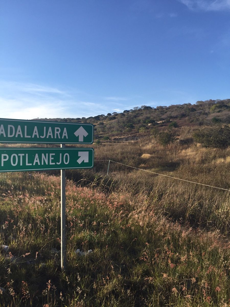 SE VENDE TERRENO/PREDIO MUY CERCA DE PUENTE GRANDE - foto 2