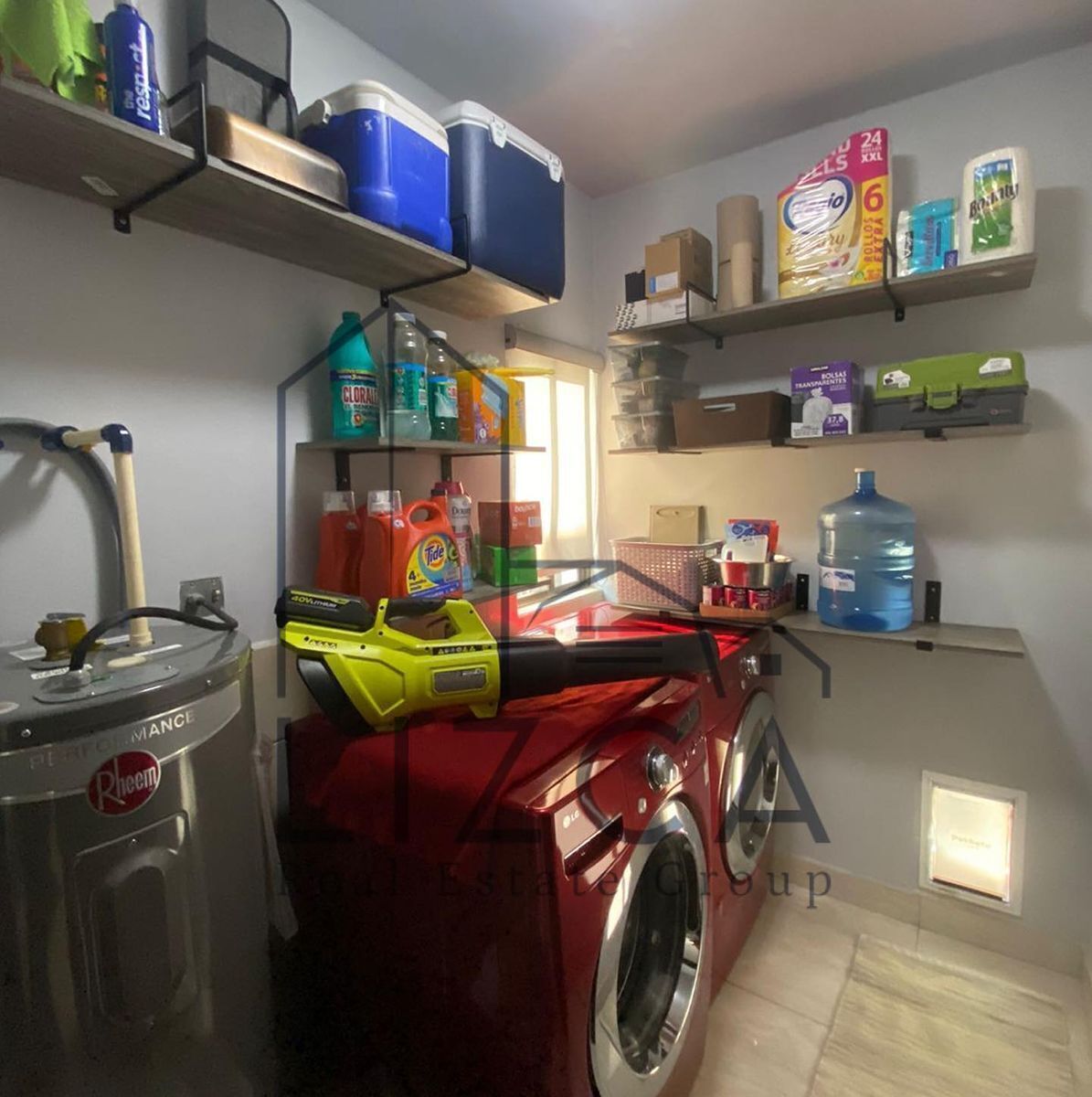 9 of 9: Cuarto de servicio