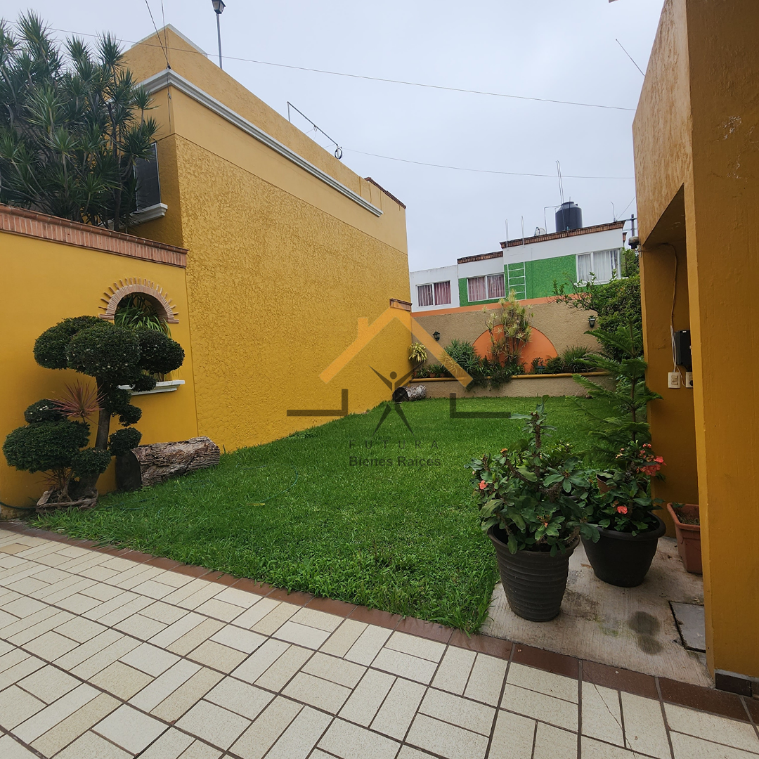 3 de 18: ÁREA VERDE DENTRO DEL FRACCIONAMIENTO