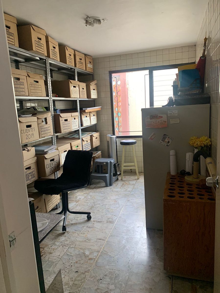 9 of 38: Archivo muerto