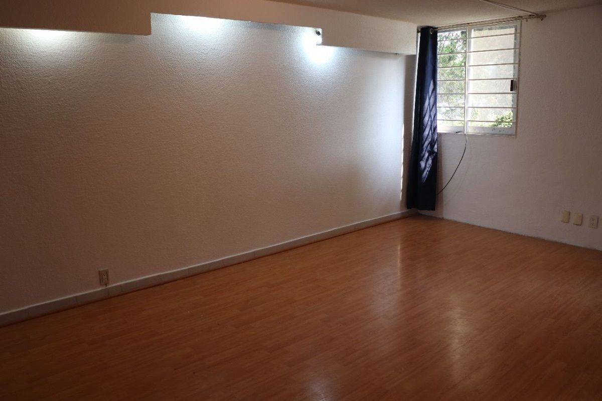 5 de 14: Interior